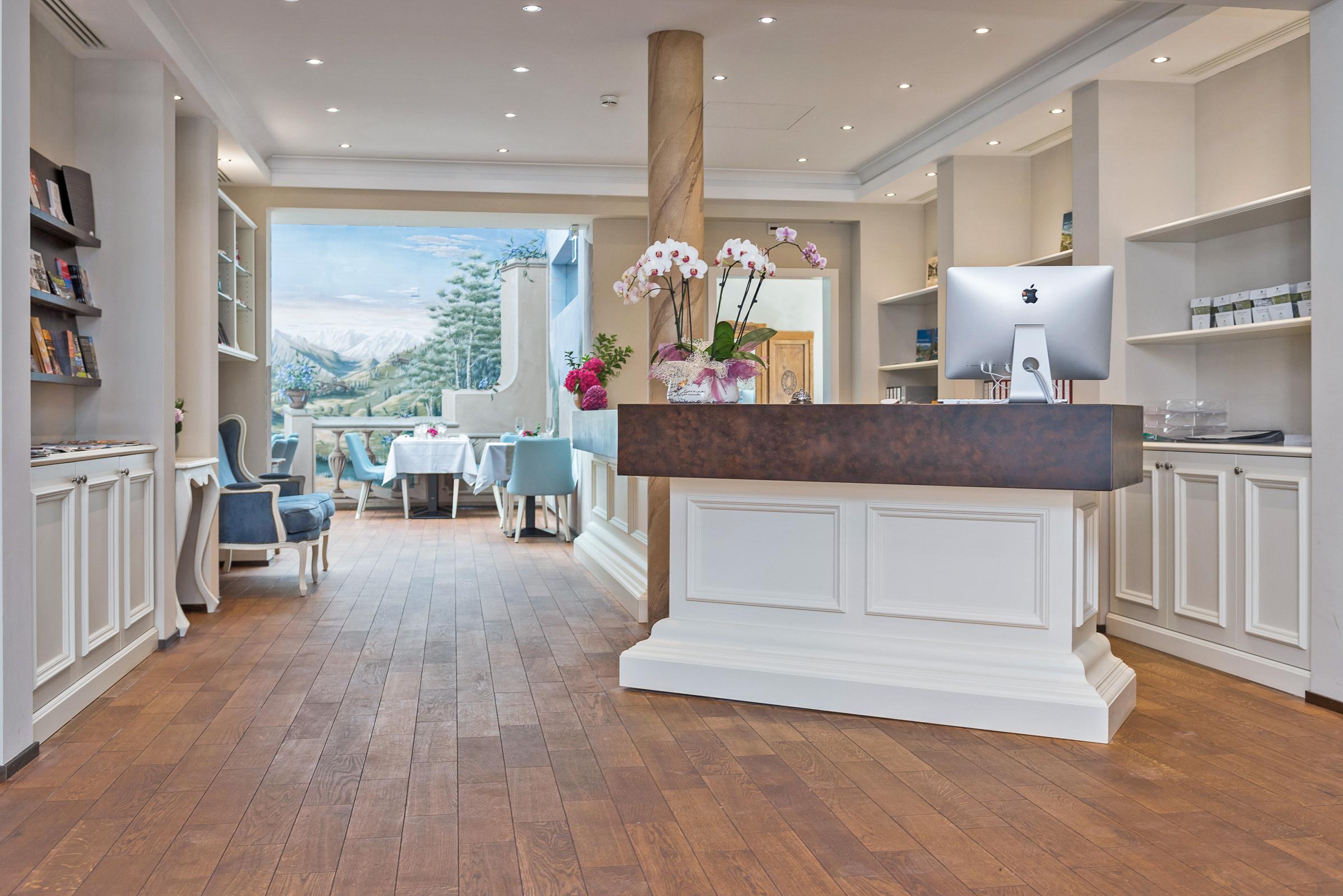 Boutique & Business Hotel La Tureta Giubiasco Bagian luar foto